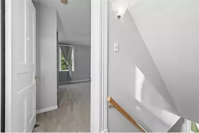 2517 Wiese St, Pittsburgh, PA 15210 - Photo 8
