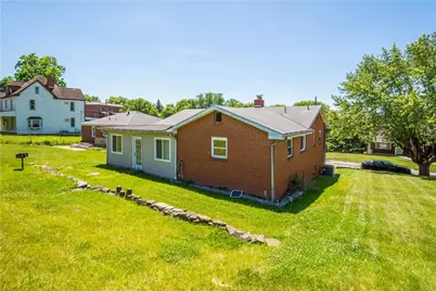 45 Cort St, Washington, PA 15301 - Photo 4