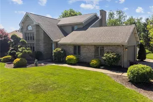 53 Hobbitt Ln, Finleyville, PA 15332 - Photo 2