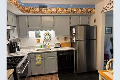 301 Alfred Pl, Hempfield Township, PA 15601 - Photo 2