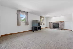 218 Village Ln, New Wilmington Boro, PA 16142 - Photo 20