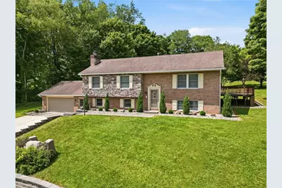 218 Village Ln, New Wilmington Boro, PA 16142 - Photo 8