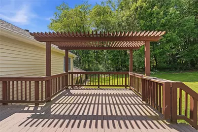 218 Village Ln, New Wilmington Boro, PA 16142 - Photo 10