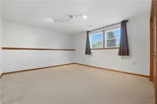 218 Village Ln, New Wilmington Boro, PA 16142 - Photo 26