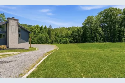 2420 Thomas Dr, Hampton, PA 15101 - Photo 34