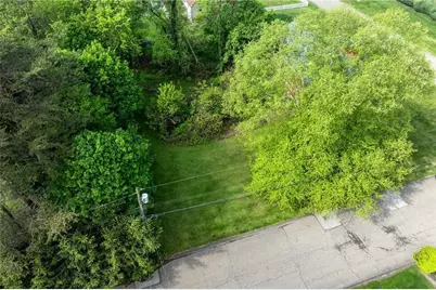 307 Baker Drive, Hopewell Township, PA 15001 - Photo 6