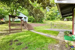2 W Leasure Ave, New Castle, PA 16105 - Photo 32