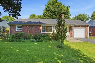646 S 3rd St, Sharpsville, PA 16150 - Photo 1