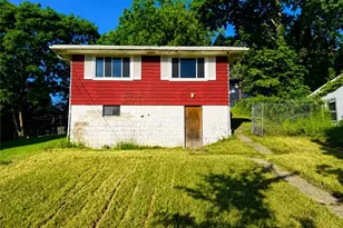 2011 Valley St, West Mifflin, PA 15122 - Photo 1