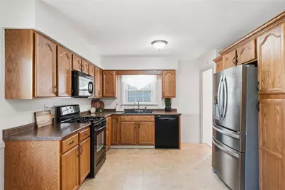 16 Kenneth Ave, Neshannock Township, PA 16105 - Photo 4