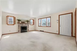 16 Kenneth Ave, Neshannock Township, PA 16105 - Photo 6