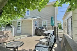 152 N Haft St, Houston, PA 15342 - Photo 2