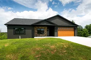 10 Vincent Dr, North Union Township, PA 15401 - Photo 4