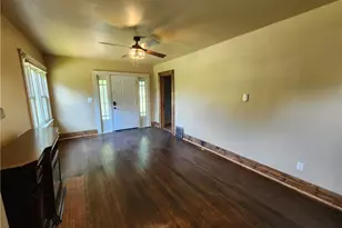 634 Scotland Ln, Union Township, PA 16101 - Photo 12