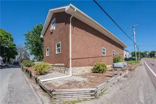102 Lycippus Hardware Rd, Unity Township, PA 15650 - Photo 2
