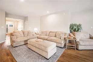 3031 Pelican Dr, Middlesex Township, PA 16059 - Photo 6