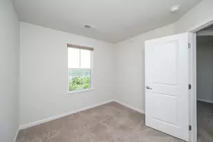 2007 Cade Dr, Center Township, PA 15061 - Photo 24