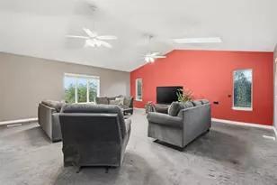 126 Leon Rd, Green Tree, PA 15220 - Photo 18