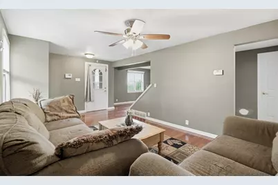 126 Leon Road, Green Tree, PA 15220 - Photo 8