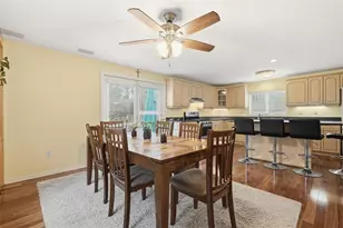 126 Leon Rd, Green Tree, PA 15220 - Photo 14