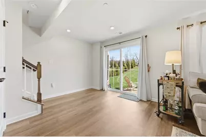 7402 Chestnut Way, Pine Township, PA 15044 - Photo 6