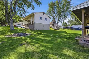 3712 3rd Ave, Koppel, PA 16136 - Photo 4