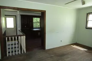 533 Ehman Ave, Baden, PA 15005 - Photo 6