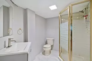 6581 Rosemoor St, Pittsburgh, PA 15217 - Photo 24