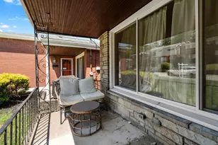 6581 Rosemoor St, Pittsburgh, PA 15217 - Photo 2