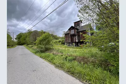 4448-4450 Hollow Road, Wayne Township, PA 16101 - Photo 1