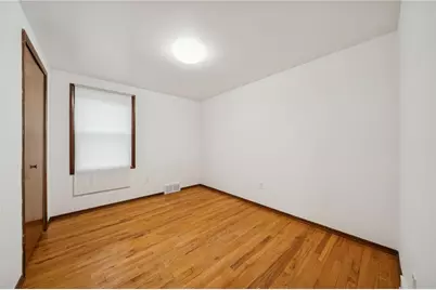 690 Pine Valley Dr, Pittsburgh, PA 15239 - Photo 20