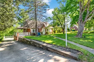 146 Westward Ho Dr, Pittsburgh, PA 15235 - Photo 2