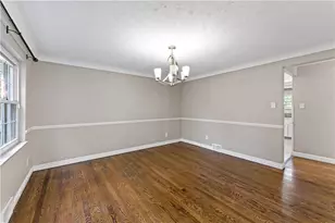 146 Westward Ho Dr, Pittsburgh, PA 15235 - Photo 10