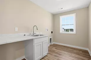 7011 Jones Ln, Adams Township, PA 16046 - Photo 32