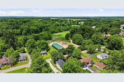 126 Country Club Road, Penn Township, PA 16002 - Photo 14