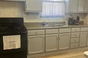 1921 Irwin St, Aliquippa, PA 15001 - Photo 2