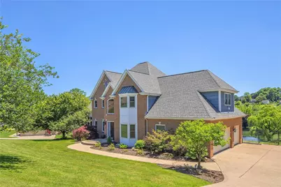 7 Hawthorne Ln, Penn Twp, PA 15642 - Photo 4