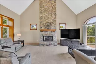 7 Hawthorne Ln, Penn Twp, PA 15642 - Photo 16