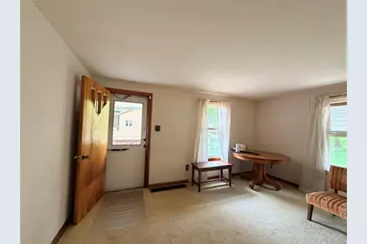 100 S Kings Creek Rd, Hanover Township, PA 15021 - Photo 8