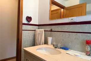 100 S Kings Creek Rd, Hanover Township, PA 15021 - Photo 14