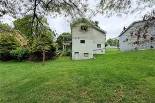 100 S Kings Creek Rd, Hanover Township, PA 15021 - Photo 2