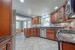 2347 Hidden Timber Dr, Pittsburgh, PA 15241 - Photo 2