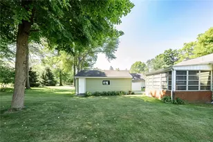 508 N Madison Ave, Grove City Boro, PA 16127 - Photo 4