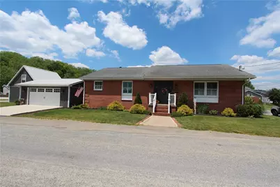 301 W Loyalhanna St, Ligonier Boro, PA 15658 - Photo 1