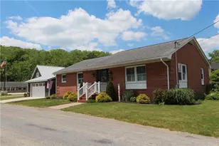 301 W Loyalhanna St, Ligonier Boro, PA 15658 - Photo 4