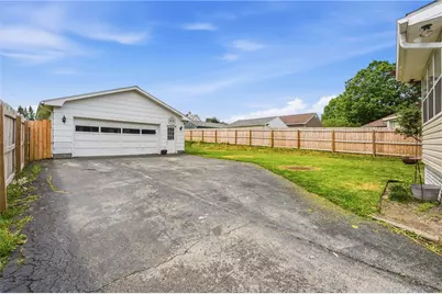 222 E Sheridan Ave, New Castle, PA 16105 - Photo 26