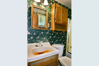 184 McClain Ln, New Castle, PA 16105 - Photo 18