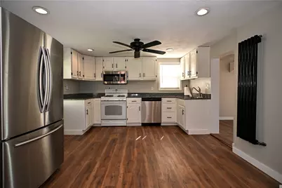 809 Franklin Ave, Connellsville, PA 15425 - Photo 6