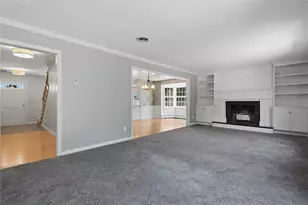 644 S Buhl Farm Dr, Hermitage, PA 16148 - Photo 4