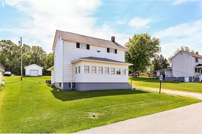 231 Reynolds St, Sewickley Township, PA 15640 - Photo 4
